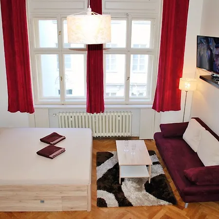 Apartment Krakovska 18